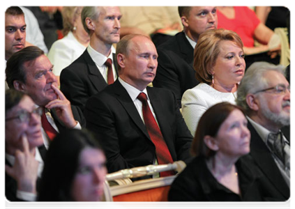 Prime Minister Vladimir Putin and St Petersburg Governor Valentina Matviyenko at a gala concert of world opera stars devoted to the 50th anniversary of ties between the sister cities of St Petersburg and Dresden|7 july, 2011|21:12