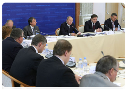 Prime Minister Vladimir Putin holding a meeting in Kirishi on Russia’s refining industry and petroleum product market|8 july, 2011|18:03