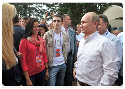 Prime Minister Vladimir Putin speaks with participants of the Seliger-2011 youth educational forum|1 august, 2011|20:24
