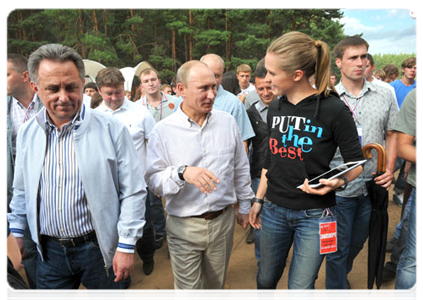 Prime Minister Vladimir Putin speaks with participants of the Seliger-2011 youth educational forum|1 august, 2011|20:25