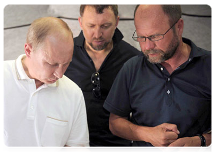 Prime Minister Vladimir Putin visiting the excavation site of the ancient Greek city of Phanagoria on Russia’s Taman Peninsula|10 august, 2011|18:23