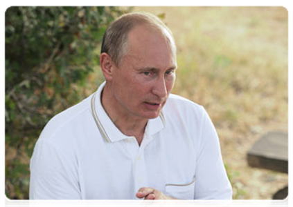 Prime Minister Vladimir Putin  giving an interview to the My Planet TV network during his trip to the Taman Peninsula|10 august, 2011|12:30