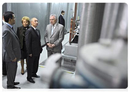 Председатель Правительства Российской Федерации В.В.Путин принял участие в запуске в эксплуатацию первой очереди Юго-Западной теплоэлектроцентрали в Санкт-Петербурге|12 августа, 2011|19:40