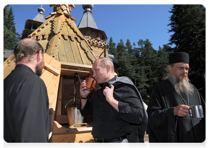 Prime Minister Vladimir Putin visits Valaam Monastery|14 august, 2011|18:59