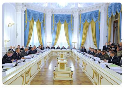 Prime Minister Vladimir Putin at a meeting of the Russia-Belarus Union State Council of Ministers|15 august, 2011|18:17