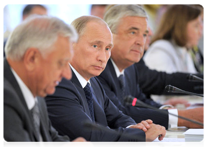 Prime Minister Vladimir Putin at a meeting of the Russia-Belarus Union State Council of Ministers|15 august, 2011|18:17