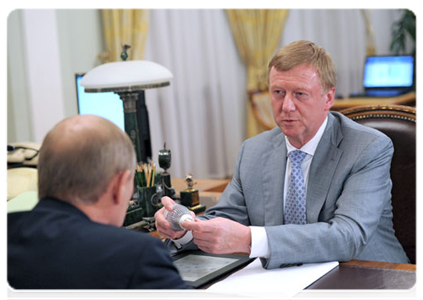 Rusnano CEO Anatoly Chubais at a meeting with Prime Minister Vladimir Putin|18 august, 2011|18:22