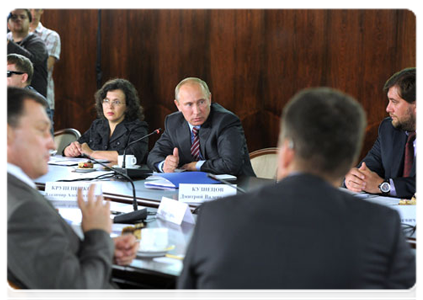 Prime Minister Vladimir Putin meeting with Russian public associations and societies of people with disabilities|19 august, 2011|15:37
