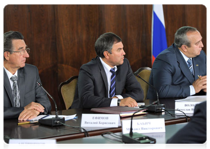 Vitaly Yefimov, Chairman of the Companies Association the Russian Union of Transport Companies, Vyacheslav Volodin, Deputy Prime Minister and Chief of the Government Staff and Frants Klintsevich, head of the National Public Organisation the Russian Union of Afghanistan Veterans|23 august, 2011|18:02