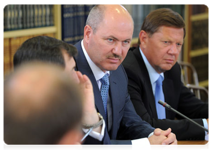 Rector of Shukhov Belgorod State Technological University Sergei Glagolev and Rector of Saint Petersburg State University of Information Technologies, Mechanics and Optics Vladimir Vasilyev|24 august, 2011|16:27