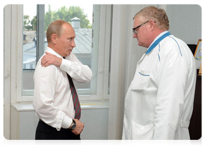 While visiting the hospital Prime Minister Vladimir Putin had a consultation with the doctor concerning a shoulder injury he received during a workout|25 august, 2011|19:01