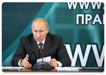 Prime Minister Vladimir Putin at a meeting on healthcare modernisation|25 august, 2011|19:03