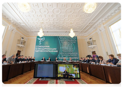 Prime Minister Vladimir Putin at a meeting on healthcare modernisation|25 august, 2011|19:03