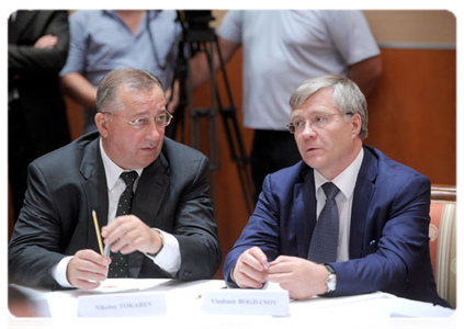 Nikolai Tokarev, Member of the Board of Directors of Rosneft, and Vladimir Bogdanov, Member of the Board of Directors of Rosneft|30 august, 2011|18:41