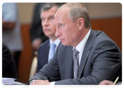 Prime Minister Vladimir Putin and Deputy Prime Minister Igor Sechin|30 august, 2011|18:41