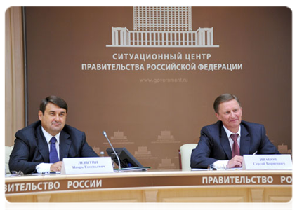 Minister of Transport Igor Levitin and Deputy Prime Minister Sergei Ivanov at a videoconference on road building|31 august, 2011|16:48