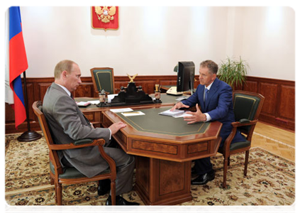 Prime Minister Vladimir Putin meets with head of the Udmurtian Republic Alexander Volkov|4 august, 2011|16:26