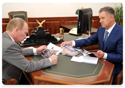 Prime Minister Vladimir Putin meets with head of the Udmurtian Republic Alexander Volkov|4 august, 2011|16:26