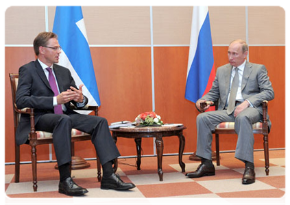 Prime Minister Vladimir Putin meeting with Finnish Prime Minister Jyrki Katainen in Sochi|9 august, 2011|16:04