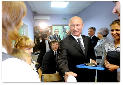 Prime Minister Vladimir Putin visits School No. 29 in Podolsk, Moscow Region, where an educational experiment is underway