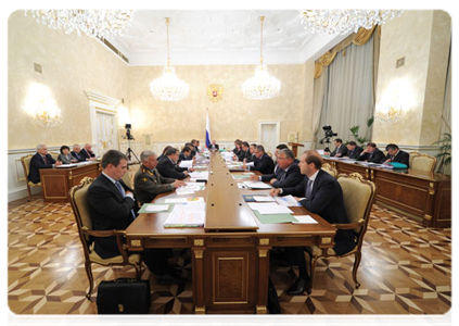 Prime Minister Vladimir Putin chairs Government Presidium meeting|13 september, 2011|16:41