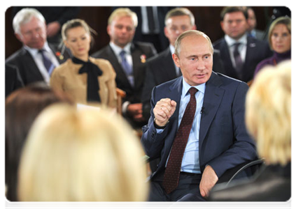 Prime Minister Vladimir Putin meeting with parliamentary candidates after primary voting|14 september, 2011|16:03