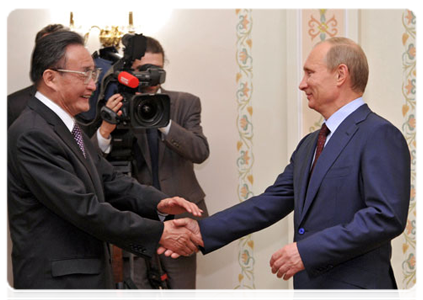 Prime Minister Vladimir Putin meets with Wu Bangguo, Chairman of the Standing Committee of China’s National People's Congress|14 september, 2011|20:53