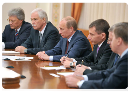 Prime Minister Vladimir Putin meets with Wu Bangguo, Chairman of the Standing Committee of China’s National People's Congress|14 september, 2011|21:04