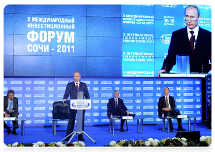 Prime Minister Vladimir Putin at a plenary meeting of the X International Investment Forum Sochi-2011|16 september, 2011|15:58