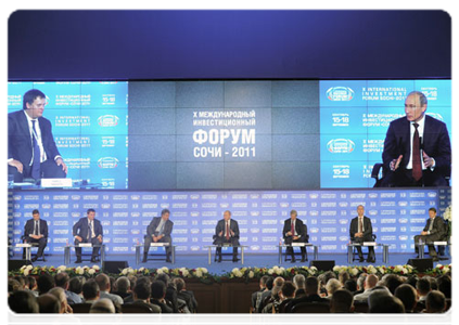 Prime Minister Vladimir Putin at a plenary meeting of the X International Investment Forum Sochi-2011|16 september, 2011|16:41