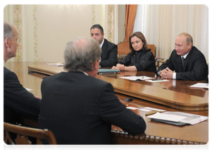 Prime Minister Vladimir Putin meeting with Deutsche Bank CEO Josef Ackermann|2 september, 2011|12:10