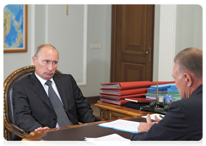 Prime Minister Vladimir Putin at a meeting with Ryazan Region Governor Oleg Kovalyov|2 september, 2011|13:17