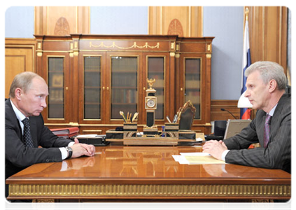 Prime Minister Vladimir Putin meets with Minister of Education and Science Andrei Fursenko|20 september, 2011|11:54