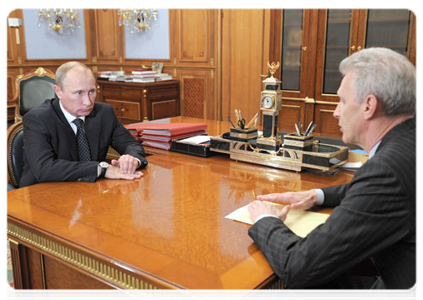 Prime Minister Vladimir Putin meets with Minister of Education and Science Andrei Fursenko|20 september, 2011|11:54