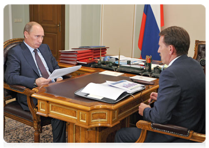 Prime Minister Vladimir Putin meets with Voronezh Region Governor Alexei Gordeyev|20 september, 2011|16:30