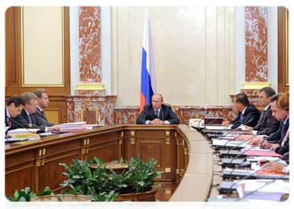 Prime Minister Vladimir Putin at a Government meeting|21 september, 2011|19:11