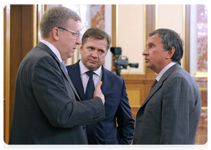 Deputy Prime Minister and Finance Minister Alexei Kudrin, Energy Minister Sergei Shmatko and Deputy Prime Minister Igor Sechin|21 september, 2011|19:11