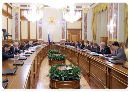 Prime Minister Vladimir Putin at a Government meeting|21 september, 2011|19:11