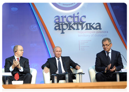 Prime Minister Vladimir Putin takes part in the second International Arctic Forum “The Arctic – Territory of Dialogue”|22 september, 2011|17:47