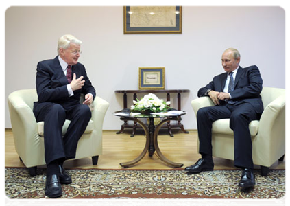 Prime Minister Vladimir Putin meeting with President of Iceland Ólafur Ragnar Grímsson at the International Arctic Forum in Arkhangelsk|22 september, 2011|19:05