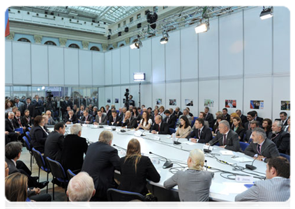 Prime Minister Vladimir Putin taking part in the United Russia conference session “Civil Society: Partnership and Justice”|23 september, 2011|15:10