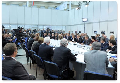 Prime Minister Vladimir Putin takes part in the United Russia conference session “Social Policy: New Standards”