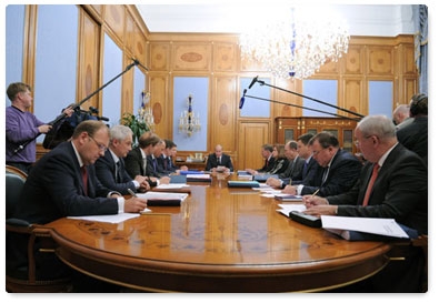 Prime Minister Vladimir Putin chairs a meeting of Vneshekonombank’s Supervisory Board