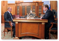 Prime Minister Vladimir Putin meets with Governor of the Tver Region Andrei Shevelyov