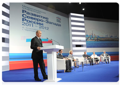 Prime Minister Vladimir Putin attending a United Russia party interregional conference, Strategy of Social and Economic Development for Russia’s Northwestern Regions to 2020: Programme for 2011-2012, in Cherepovets|5 september, 2011|16:39