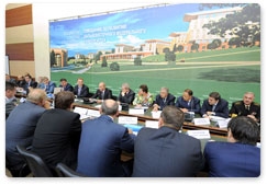 Prime Minister Vladimir Putin holds a meeting On the Development of the Far Eastern Federal University and the Legacy of the APEC Summit in Vladivostok