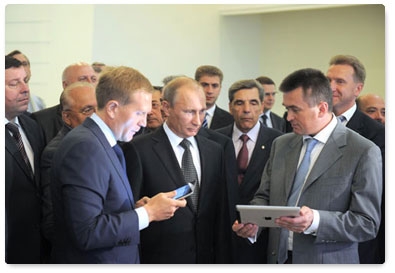 Prime Minister Vladimir Putin inspects Far Eastern Federal University under construction on Russky Island