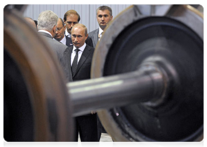 Prime Minister Vladimir Putin visiting Uralvagonzavod in Nizhny Tagil|9 september, 2011|17:31