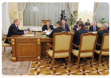 Prime Minister Vladimir Putin at a Government Presidium meeting|12 january, 2012|17:33