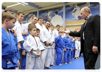 Prime Minister Vladimir Putin attends a class of young judo students during a visit to the Regional Judo Centre in Kemerovo|24 january, 2012|17:06